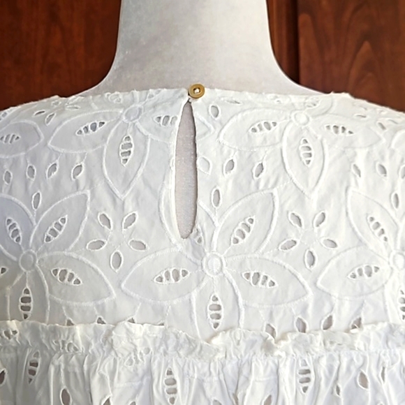 Vineyard Vines NWT Eyelet Top - Picture 7 of 11
